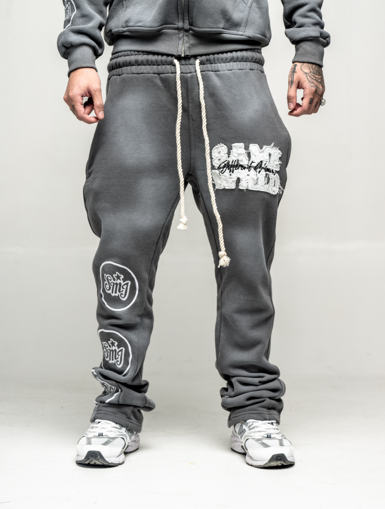 “GREY” S1 SWEATS